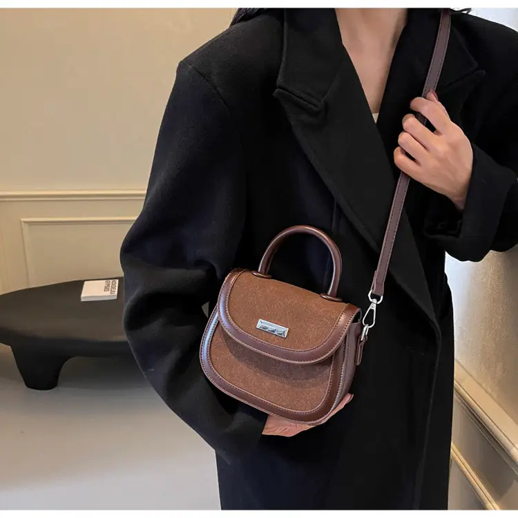 Black Saddle Crossbody Bag for Women 2024 — feature 23