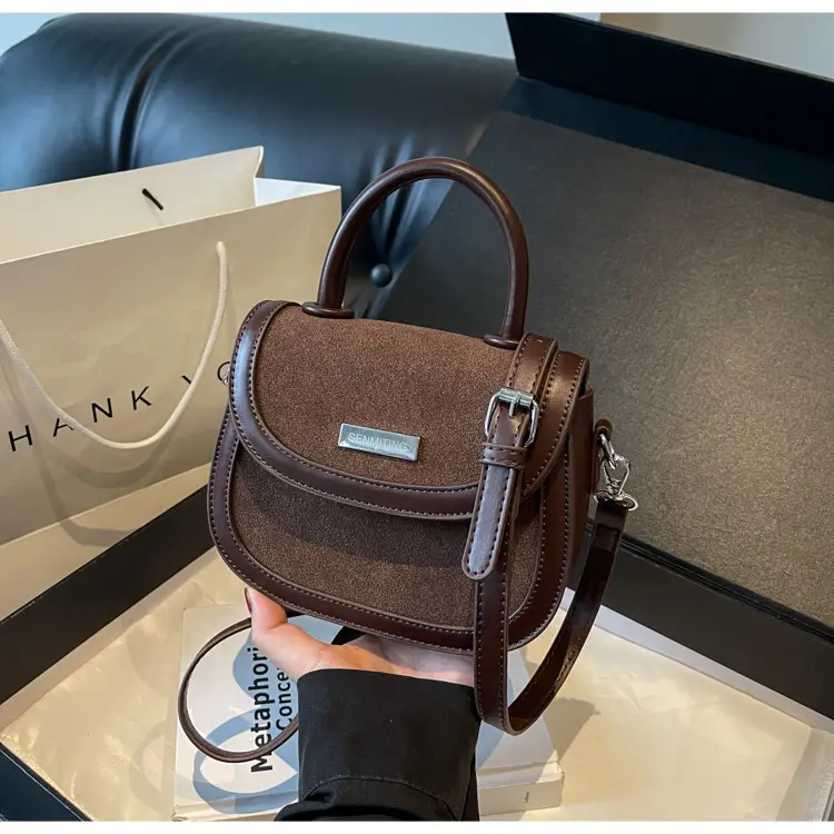 Black Saddle Crossbody Bag for Women 2024 — feature 33
