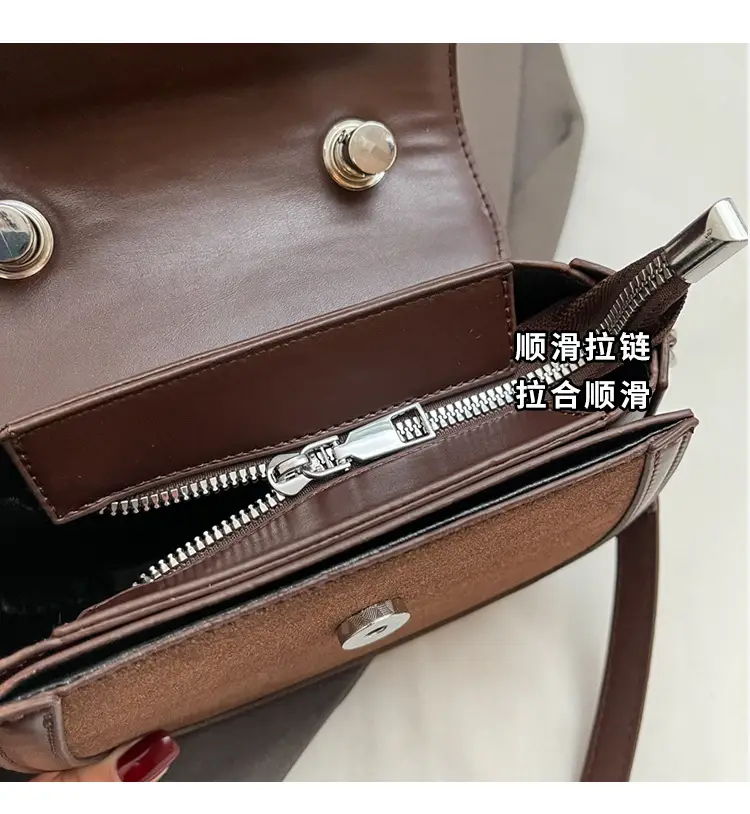 Black Saddle Crossbody Bag for Women 2024 — feature 7