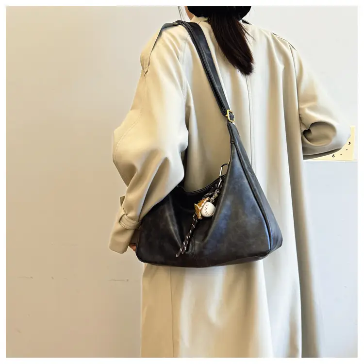 Large Capacity Brown Leather Shoulder Bag for Women — feature 15