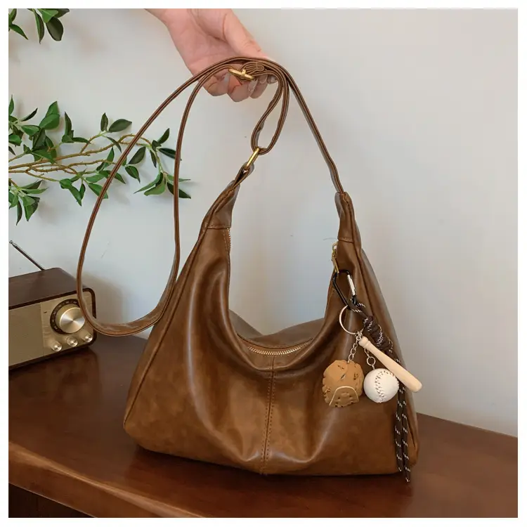 Large Capacity Brown Leather Shoulder Bag for Women — feature 38