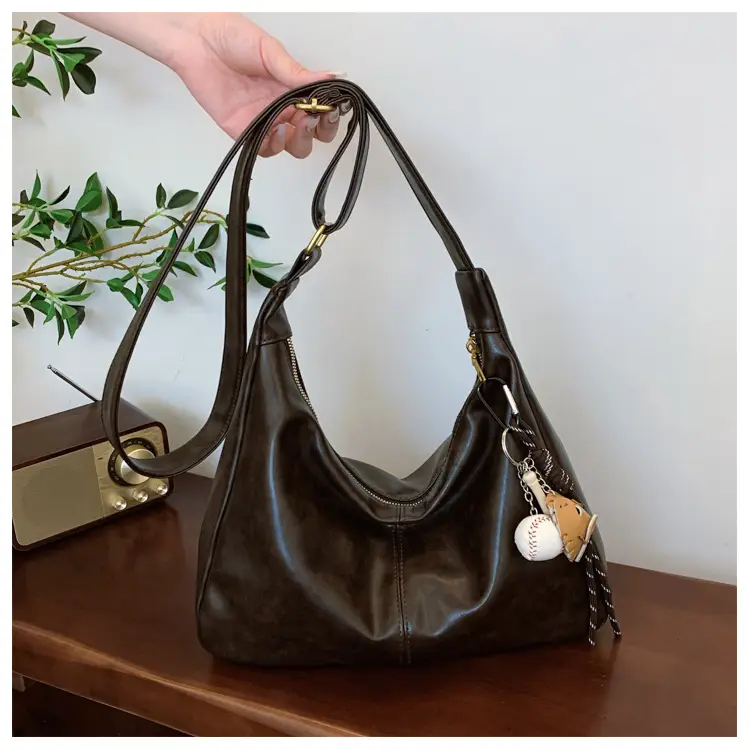 Large Capacity Brown Leather Shoulder Bag for Women — feature 39