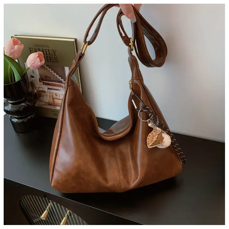 Large Capacity Brown Leather Shoulder Bag for Women — feature 44