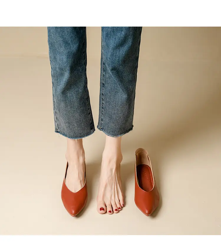 Popular Single Shoes with Chunky Heels, 2025 New Versatile Fairy-Style Loafers, Shallow Mid-Heel Shoes, Mother's Size Women's Shoes, Granny Shoes, Versatile — feature 46