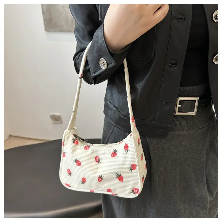 Japanese Style Strawberry Print Shoulder Bag for Girls — feature 14