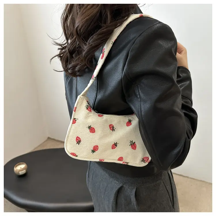 Japanese Style Strawberry Print Shoulder Bag for Girls — feature 15