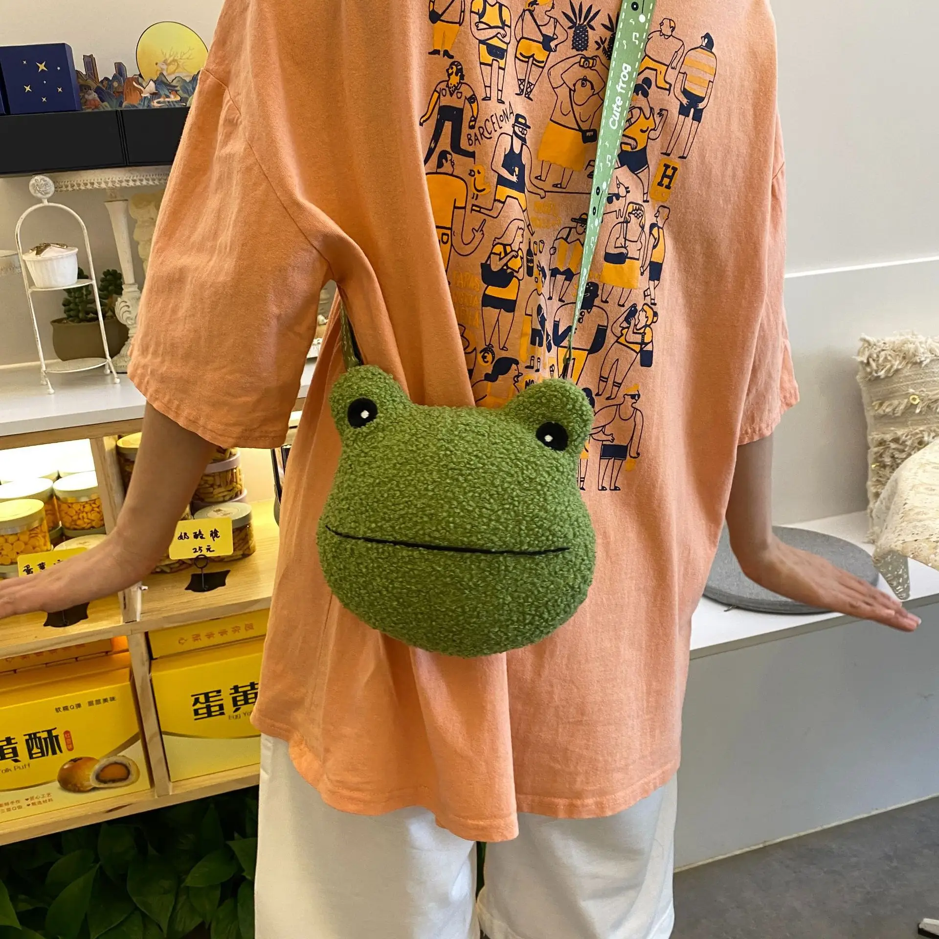 Green Frog Plush Messenger Bag for Boys — feature 16