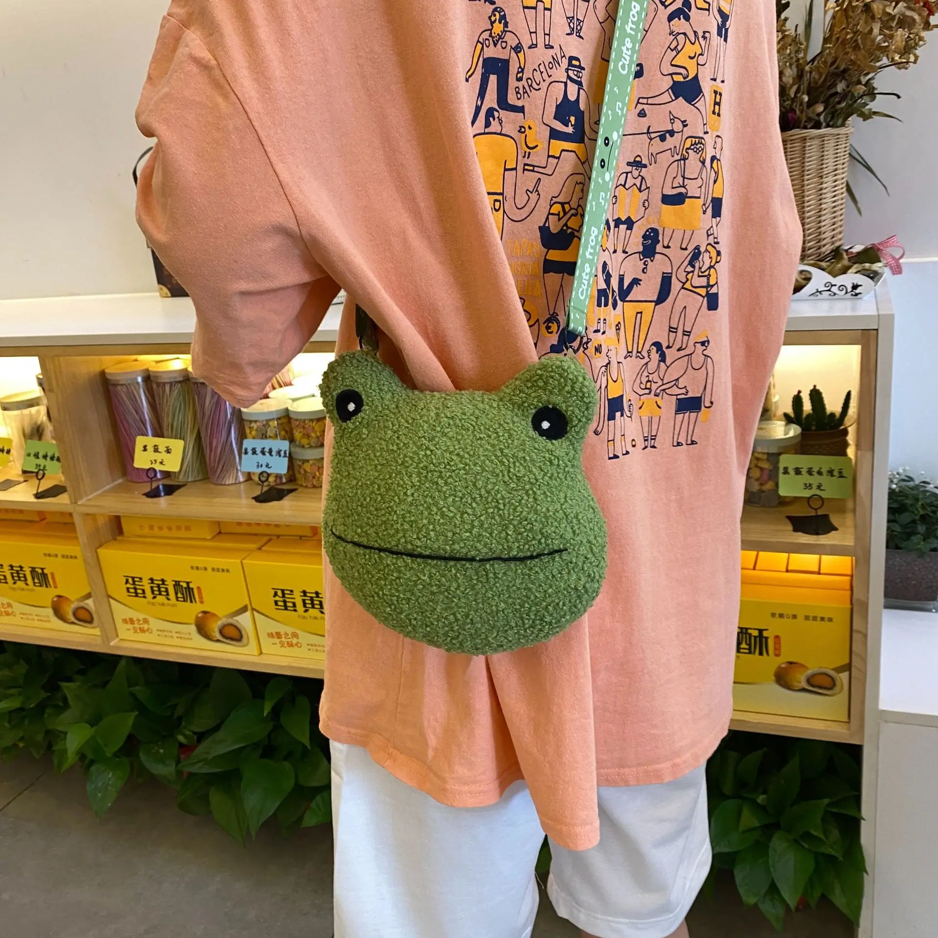 Green Frog Plush Messenger Bag for Boys — feature 17