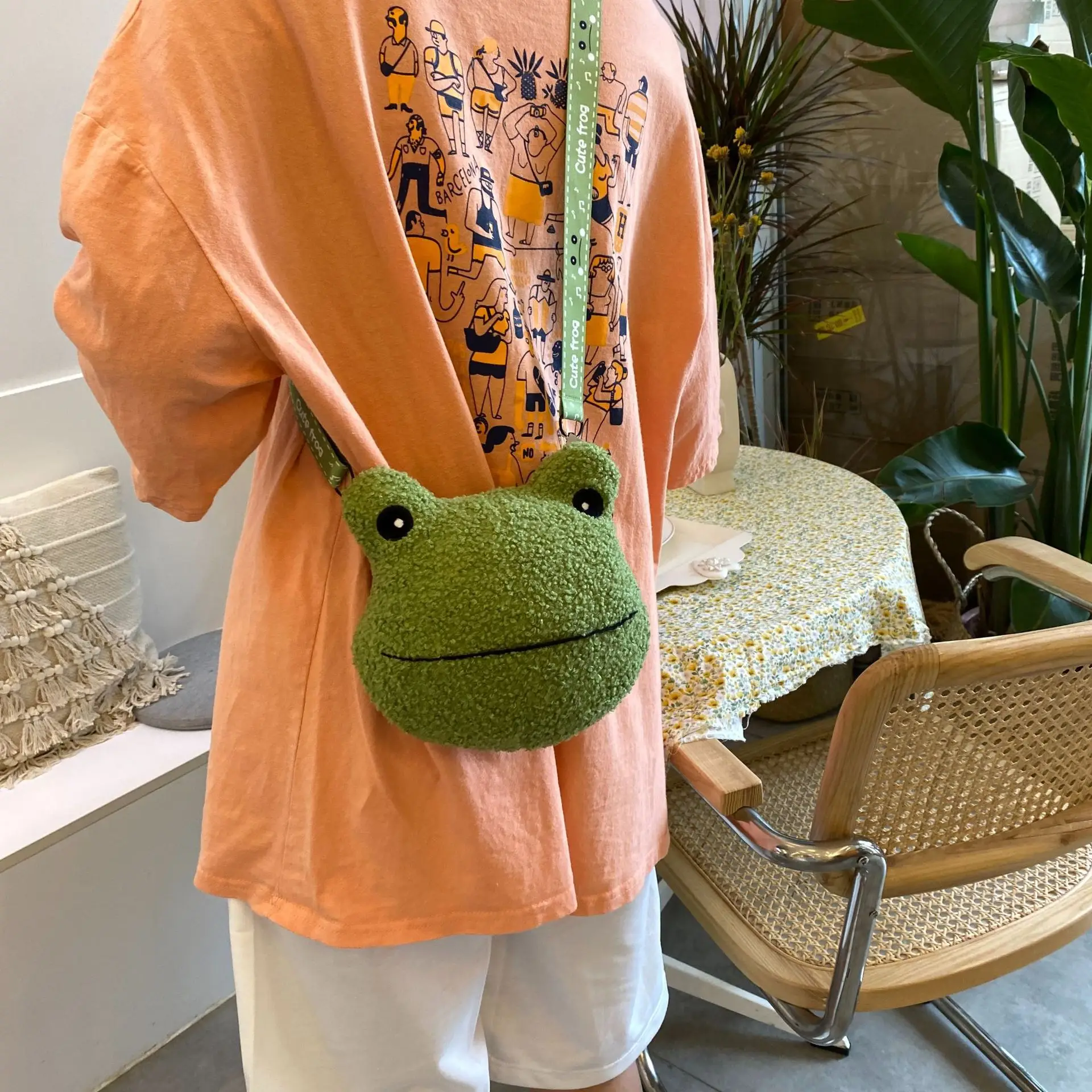 Green Frog Plush Messenger Bag for Boys — feature 19
