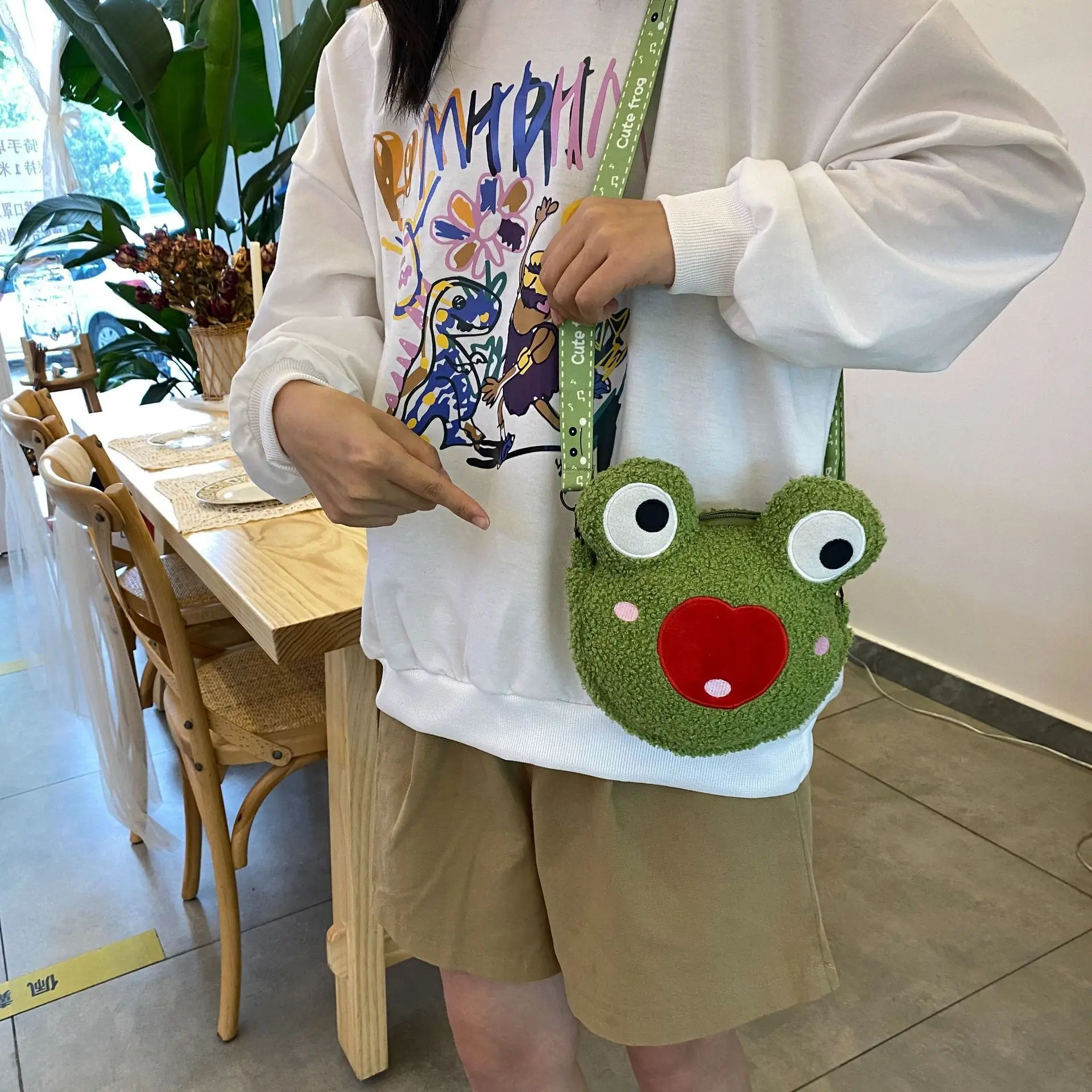 Green Frog Plush Messenger Bag for Boys — feature 24