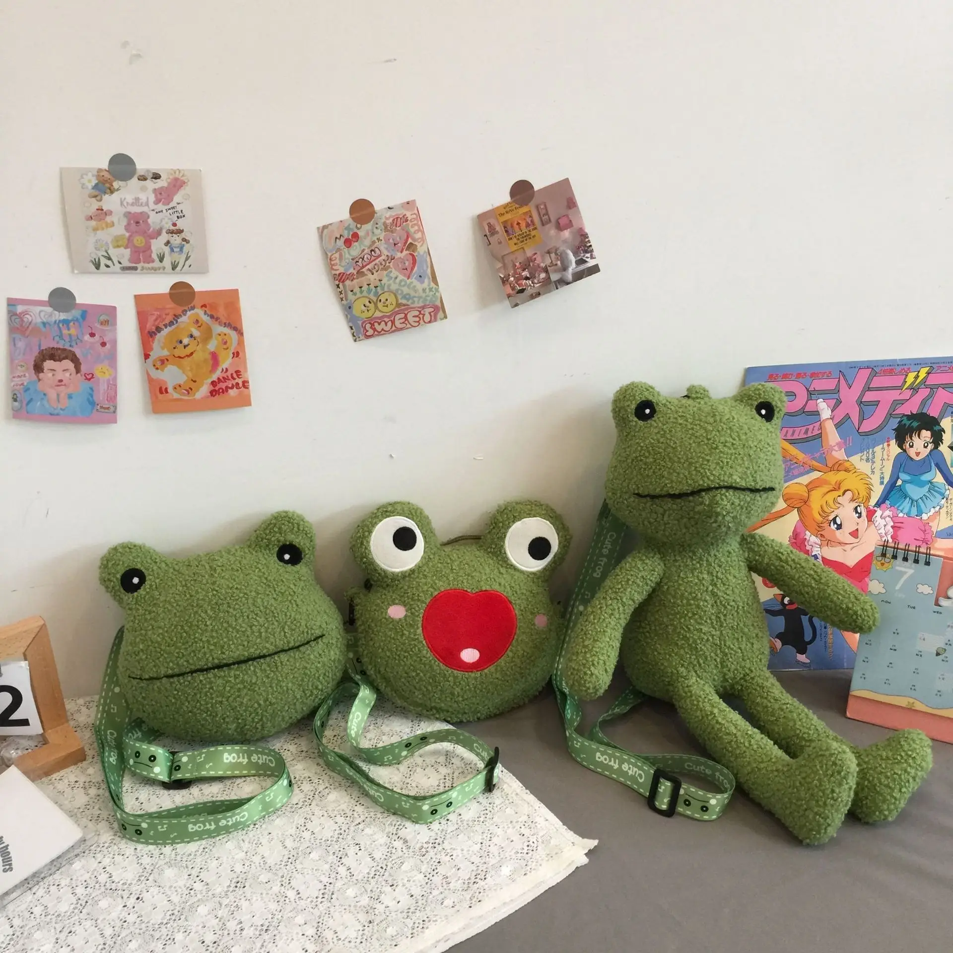 Green Frog Plush Messenger Bag for Boys — feature 37
