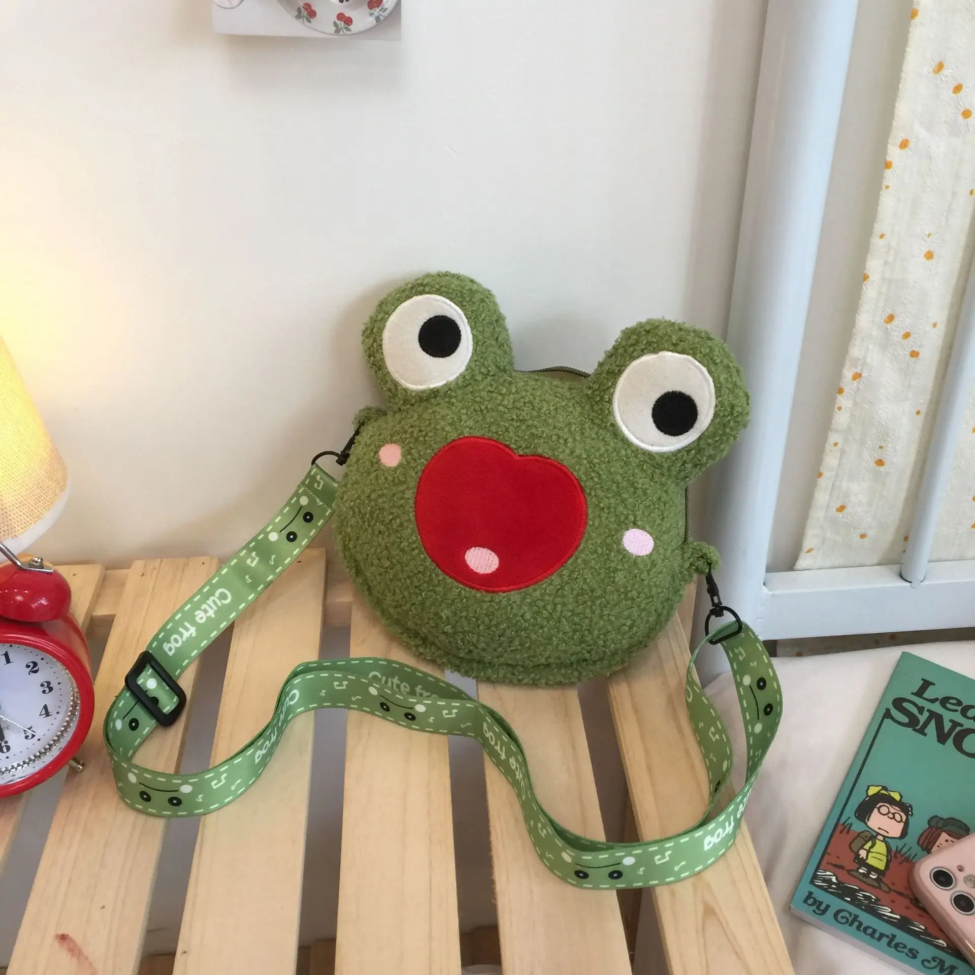 Green Frog Plush Messenger Bag for Boys — feature 39