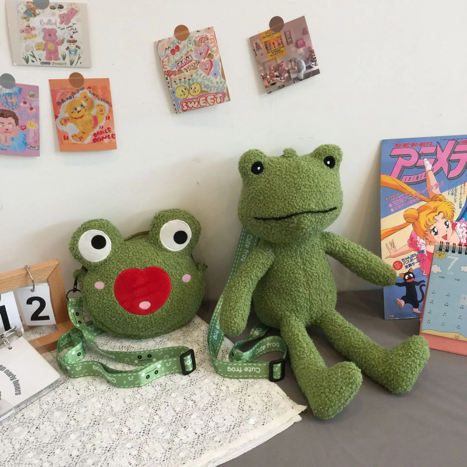 Green Frog Plush Messenger Bag for Boys — feature 41
