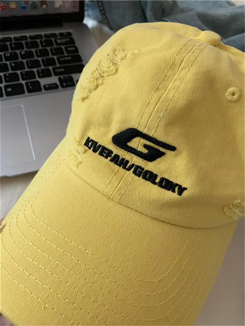 White Baseball Cap with Korean G Logo for Women — feature 27