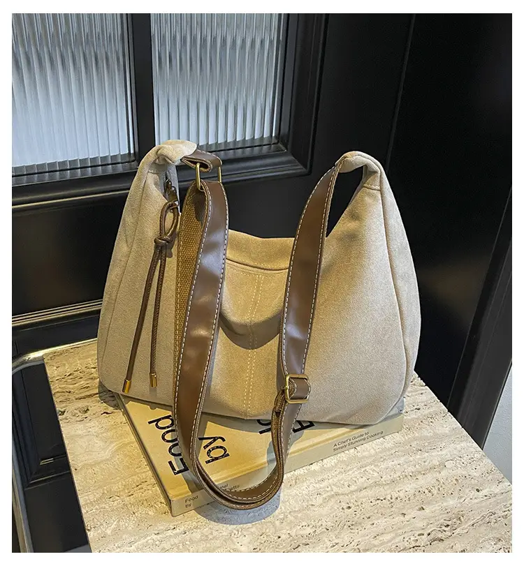 Women's Crossbody Bag Beige Brown Leather Shoulder Bag — feature 2