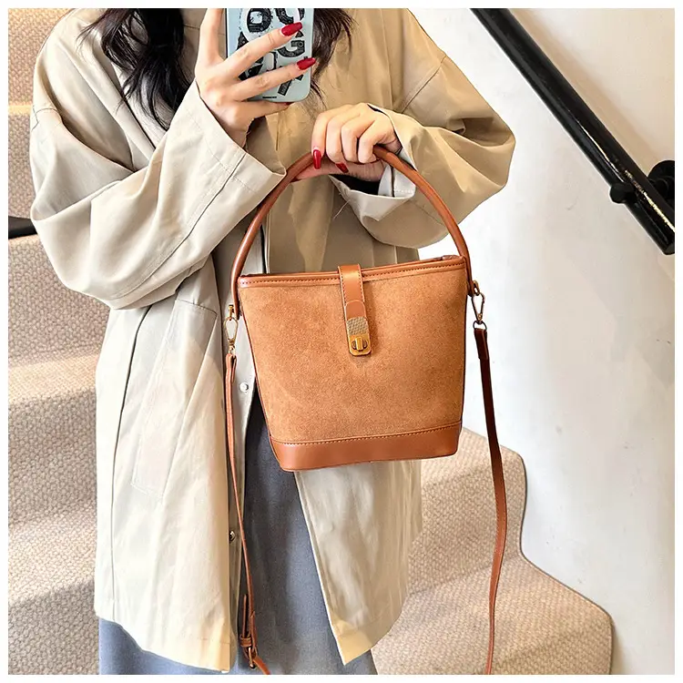 Vintage Frosted Women's Shoulder Bag Brown 2024 — feature 17