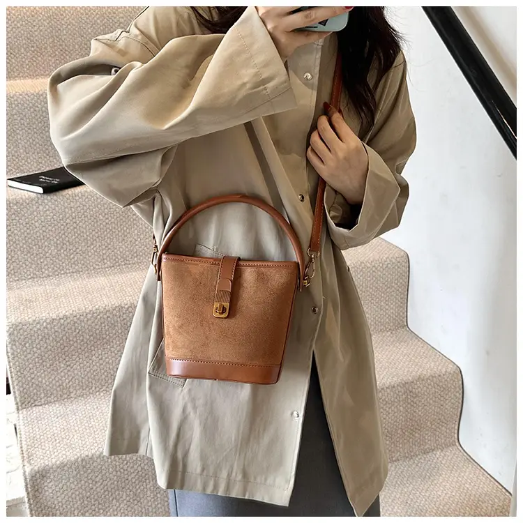 Vintage Frosted Women's Shoulder Bag Brown 2024 — feature 25