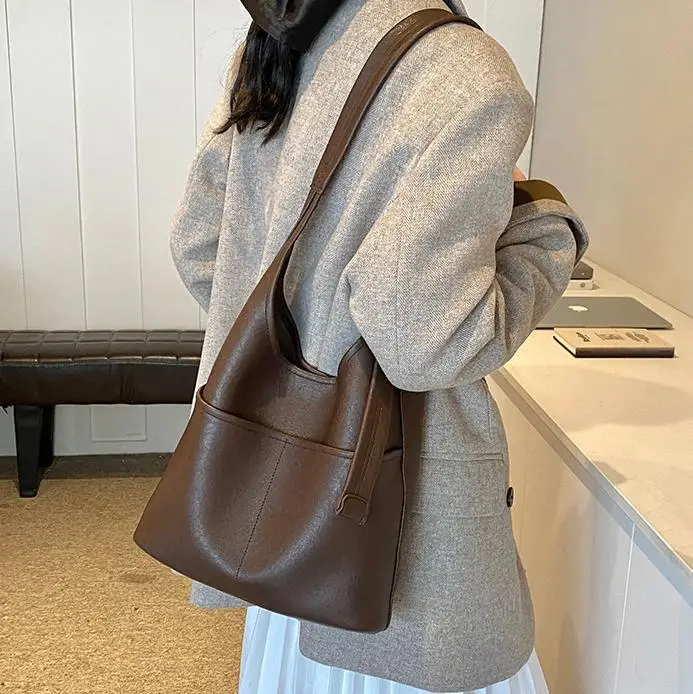 Vintage Brown Leather Shoulder Bag for Women 2024 - Image 5