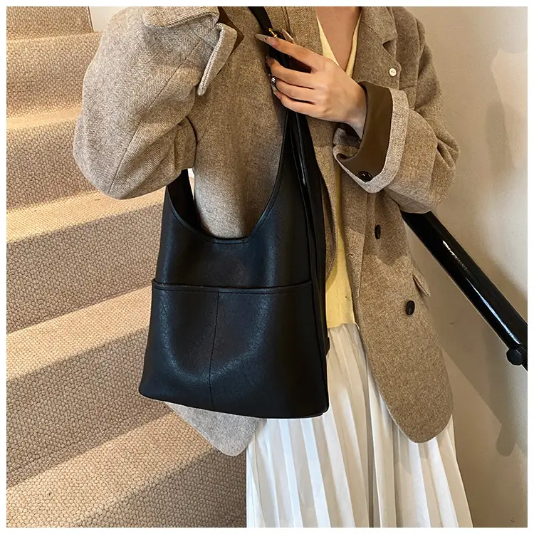 Vintage Brown Leather Shoulder Bag for Women 2024 — feature 12