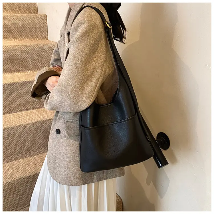 Vintage Brown Leather Shoulder Bag for Women 2024 — feature 13