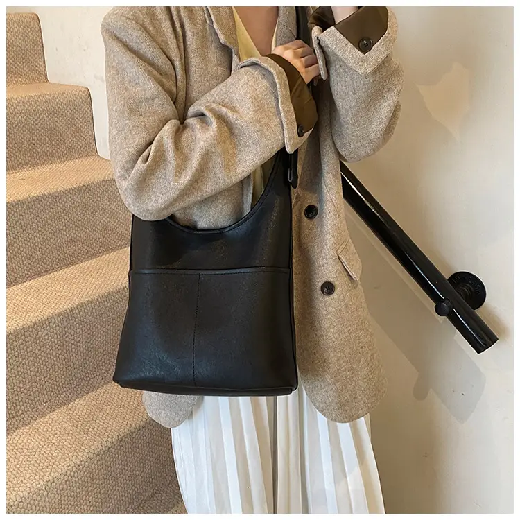 Vintage Brown Leather Shoulder Bag for Women 2024 — feature 14