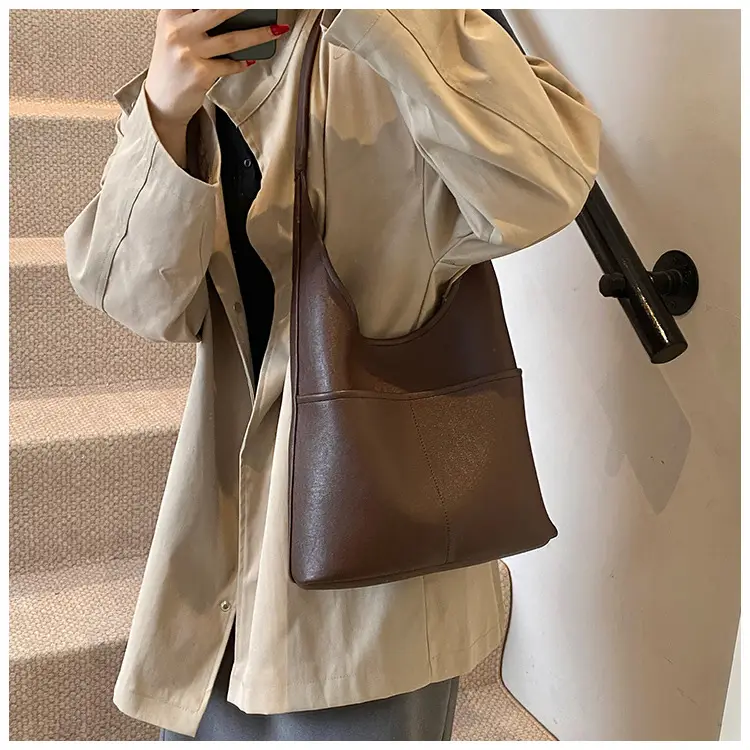 Vintage Brown Leather Shoulder Bag for Women 2024 — feature 20