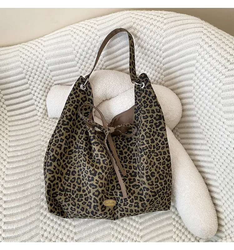 Leopard Print Shoulder Bag for Women Autumn New — feature 2