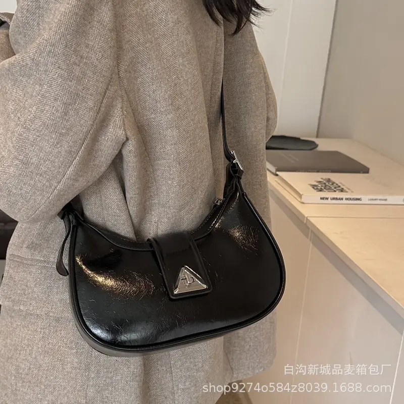 Vintage Red Leather Crossbody Bag for Women 2026 - Image 6