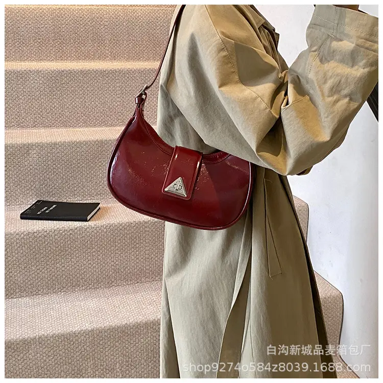 Vintage Red Leather Crossbody Bag for Women 2026 — feature 17