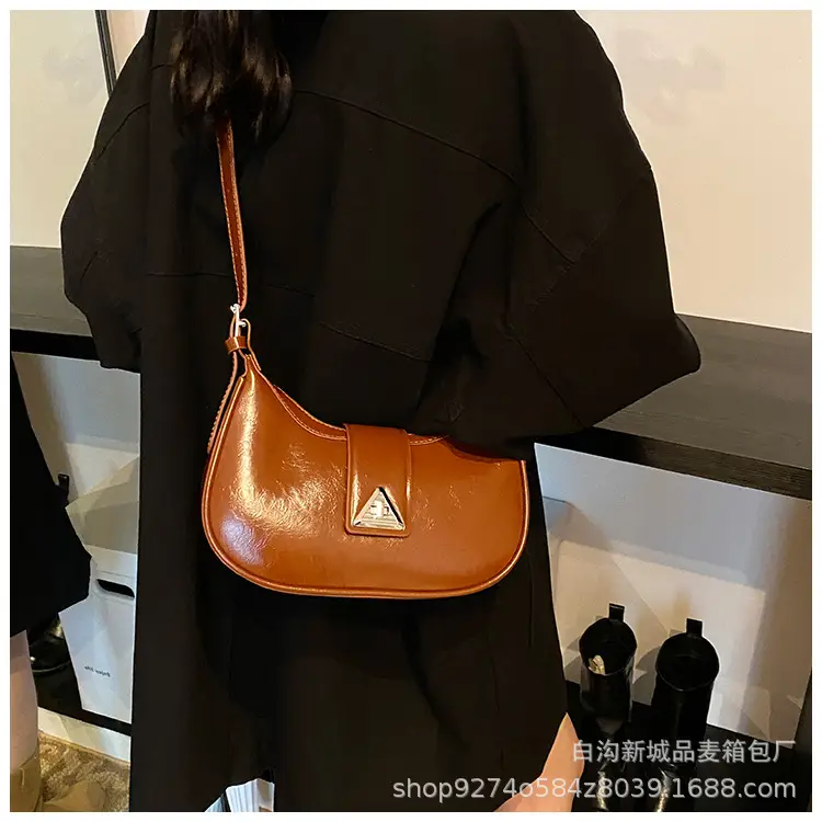 Vintage Red Leather Crossbody Bag for Women 2026 — feature 26