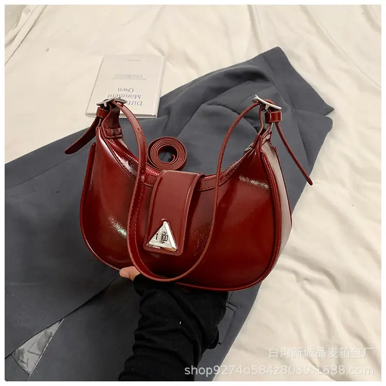 Vintage Red Leather Crossbody Bag for Women 2026 - Image 4