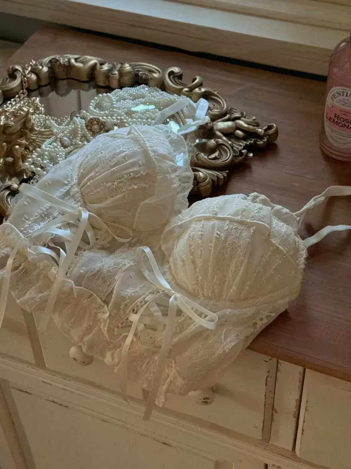 Vintage Lace-Up Bra Underwear Japanese Style — feature 3