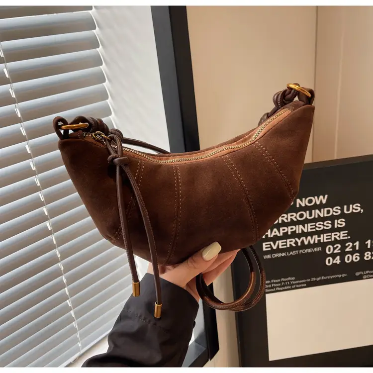 Women Retro Frosted Shoulder Bag Brown 2026 — feature 17