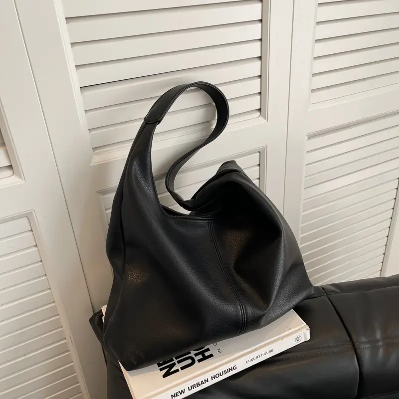 Brown Large Capacity Leather Shoulder Bag for Women - Image 7