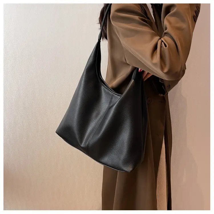 Brown Large Capacity Leather Shoulder Bag for Women — feature 21