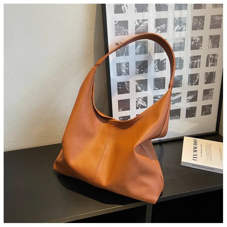 Brown Large Capacity Leather Shoulder Bag for Women — feature 31