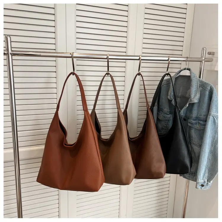 Brown Large Capacity Leather Shoulder Bag for Women — feature 8
