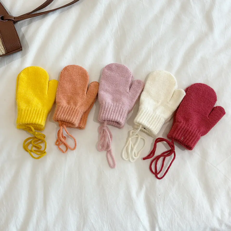 South Korea Ins Style Children's Warm Gloves Winter Cold-proof Finger Cover for Boys and Girls Baby Cycling Snow 1-4 — feature 4