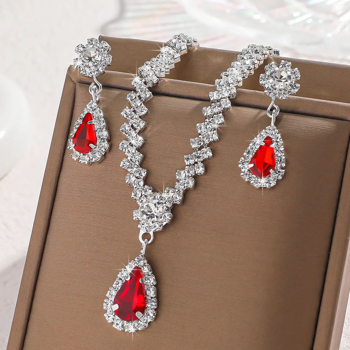 Silver Claw Chain Necklace Earrings Set for Women