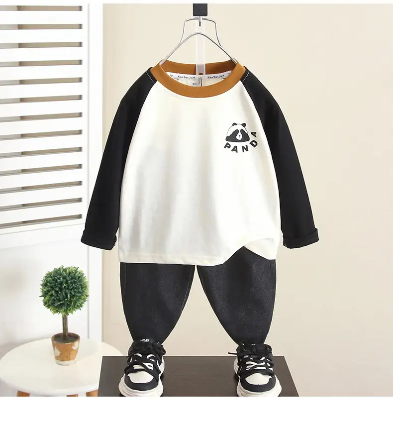 Boys Long Sleeve T-Shirt Cartoon Panda White Black 2024 — feature 3
