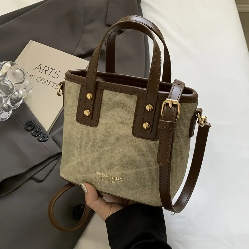 Women's Textured Shoulder Crossbody Bag Brown Gold