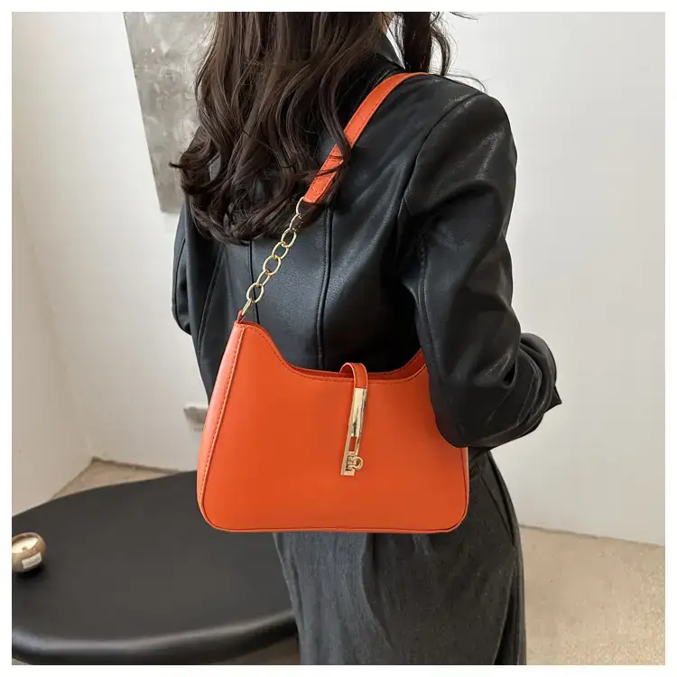 Black Western Style Shoulder Bag for Women 2024 — feature 11