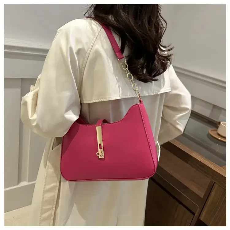 Black Western Style Shoulder Bag for Women 2024 — feature 15