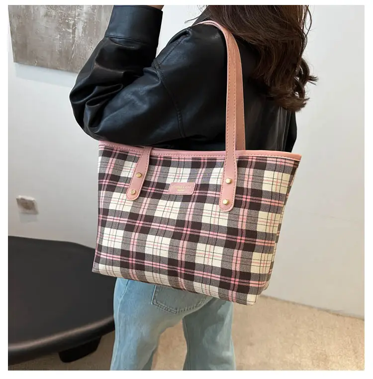Plaid Striped Shoulder Bag for Women 2024 — feature 11