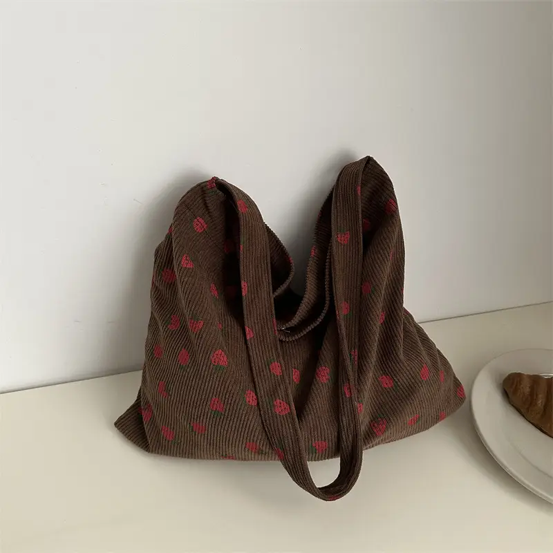 Trendy Shoulder Bags Set of 4 with Polka Dot Design
