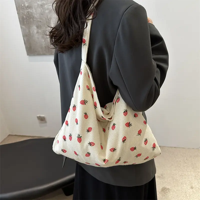 Trendy Shoulder Bags Set of 4 with Polka Dot Design