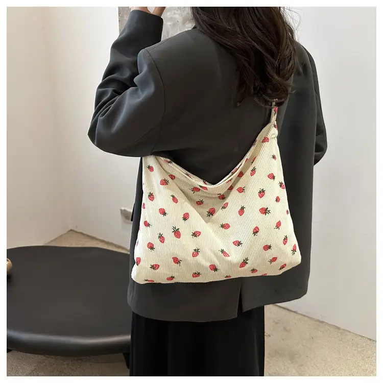 Trendy Shoulder Bags Set of 4 with Polka Dot Design — feature 25