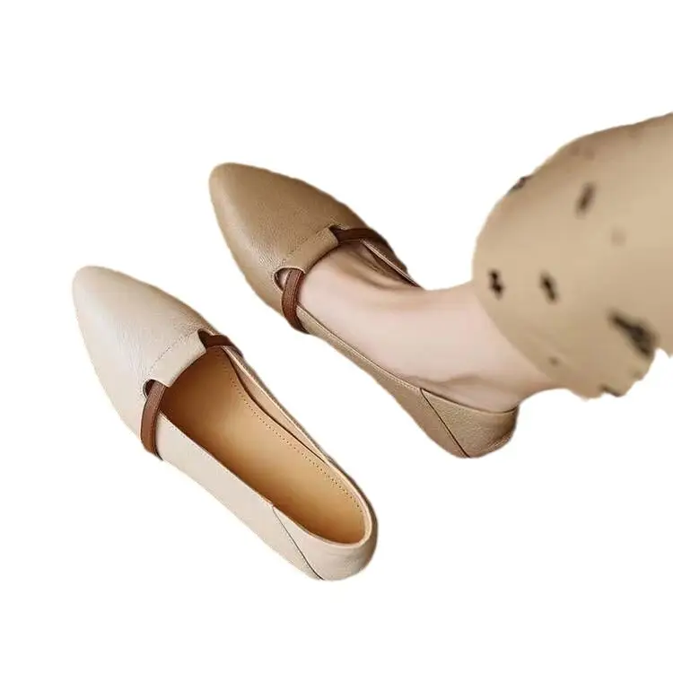 Autumn French Style Retro Pointed Color-matching Shallow Mouth Single-layer Shoes Women's Low Heeled Super Soft Medium Thick Heeled Milk Shoes Elegant Small Leather Shoes