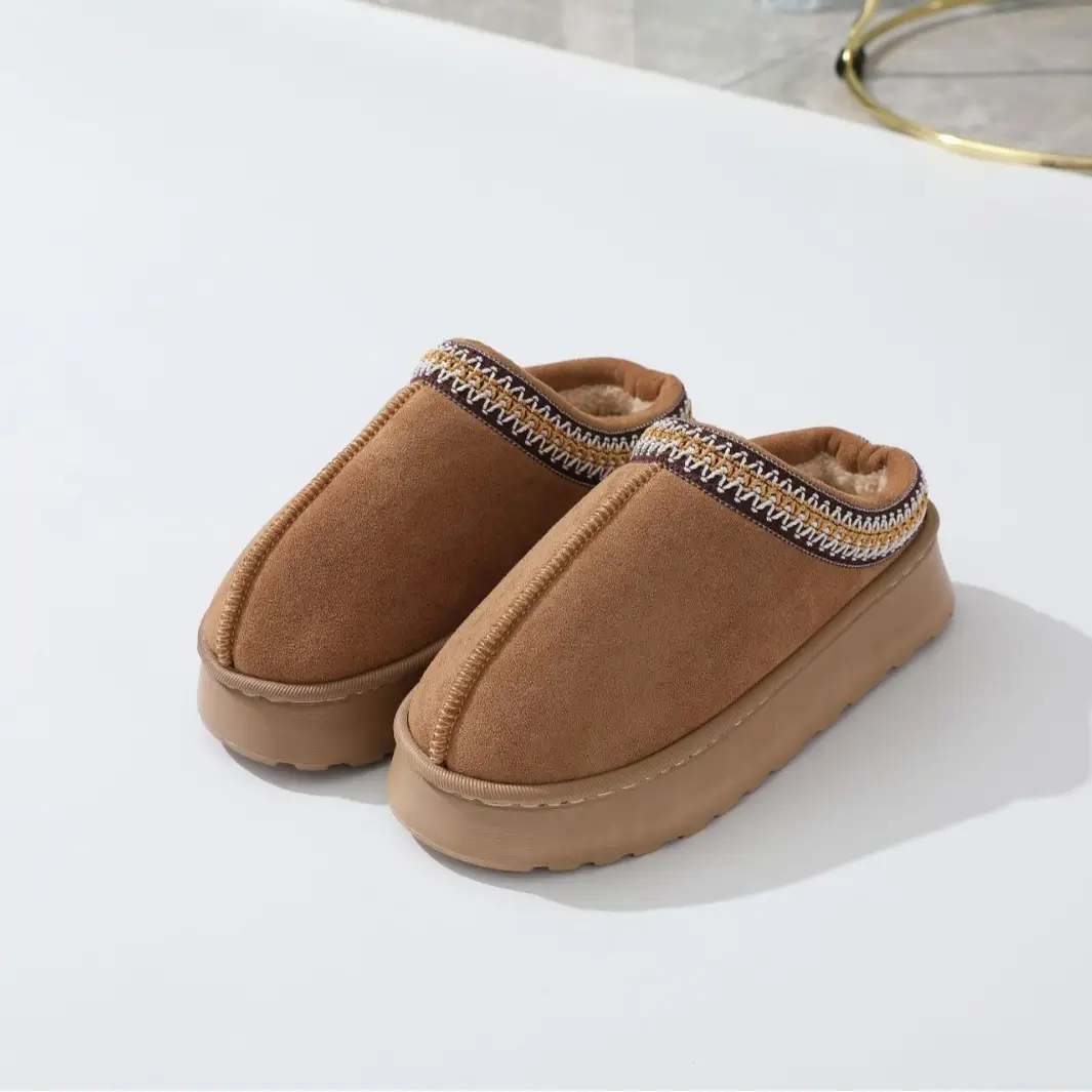 2024 New Cotton Slippers Light Luxury Women's Fashion Maillard Style Cute Home Indoor Warm Moon Cotton Shoes Thick Sole