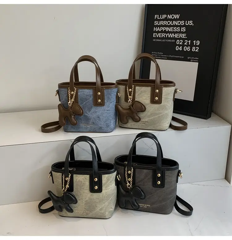 Cross-Border Women's Bucket Bag 2026 Grey Black Gold Chain — feature 1